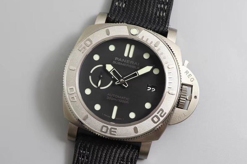 Panerai PAM 984 Mike Horn Submersible VSF 1:1 Best Edition Black Dial on Black Nylon Strap P.9010 Clone
