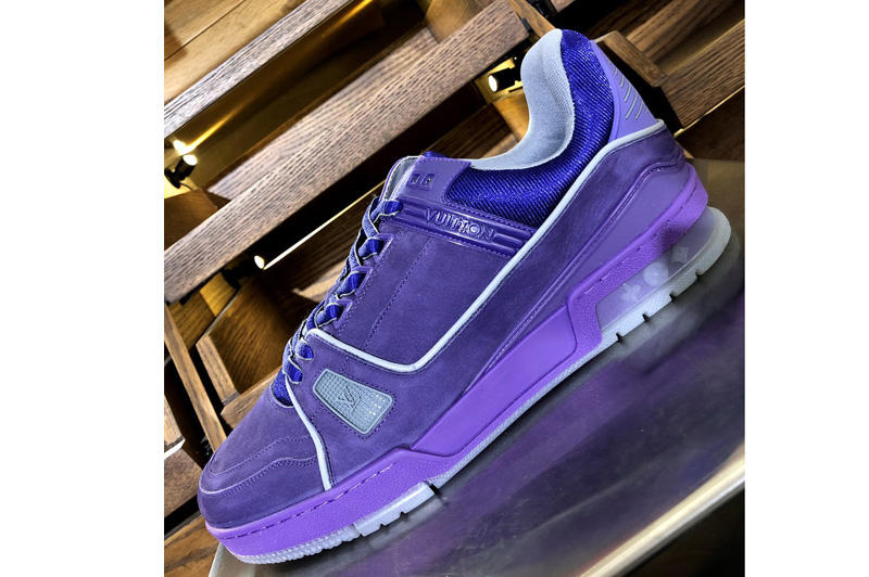Louis Vuitton 1A5PYF LV Trainer sneaker in Purple Monogram-embossed calf leather