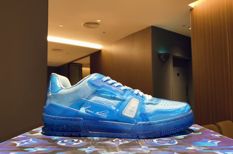 Louis Vuitton 1A8KK5 LV Trainer sneaker in Blue Mix of materials