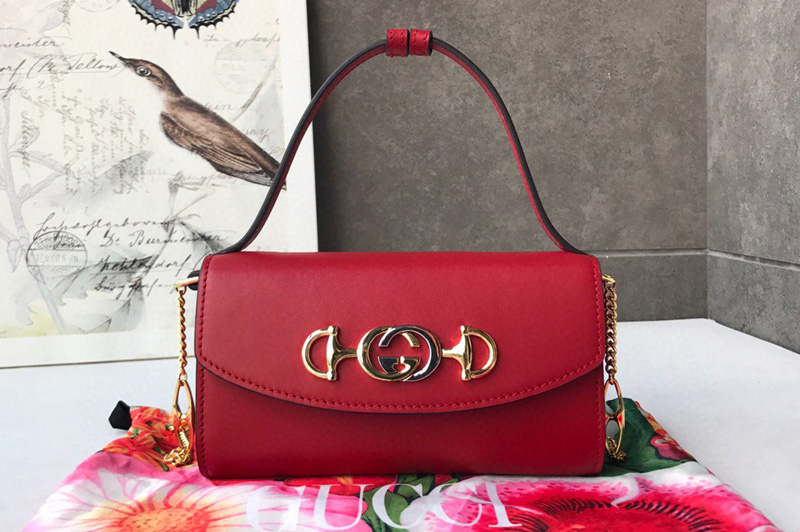 Gucci Zumi smooth leather mini bag in Red smooth leather