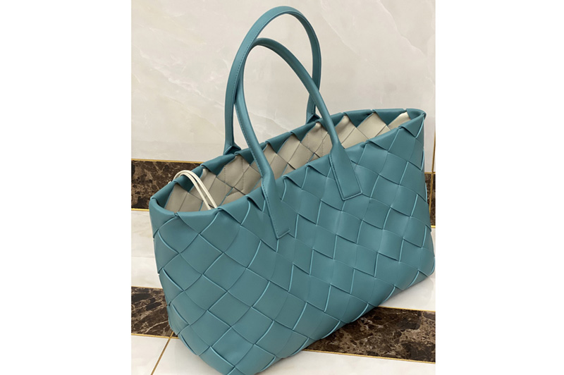 Bottega Veneta 630817 Tote Bag in Blue/White Intrecciato Nappa leather