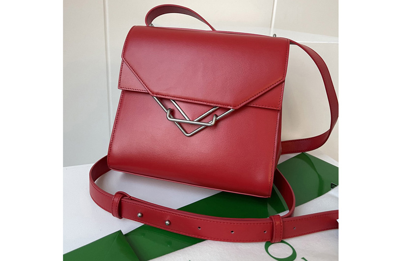 Bottega Veneta 652391 The Clip Squared shoulder bag in Red Box Calf Leather