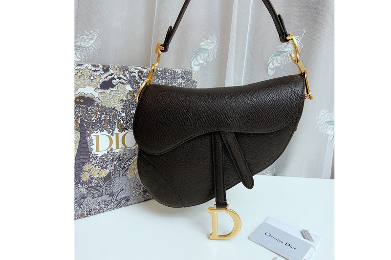 Christian Dior M0446 Dior Saddle bag in Black Grained Calfskin