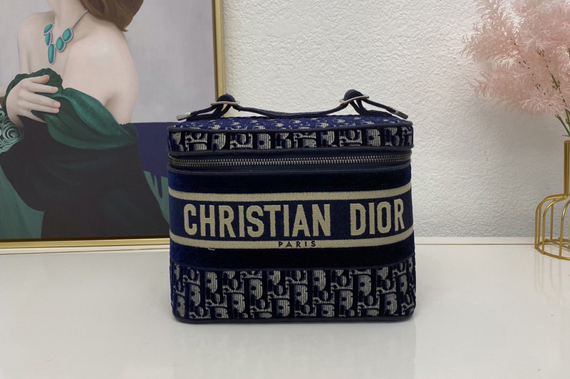 Christian Dior S5480 diortravel vanity case in Blue Dior Oblique embroidered velvet