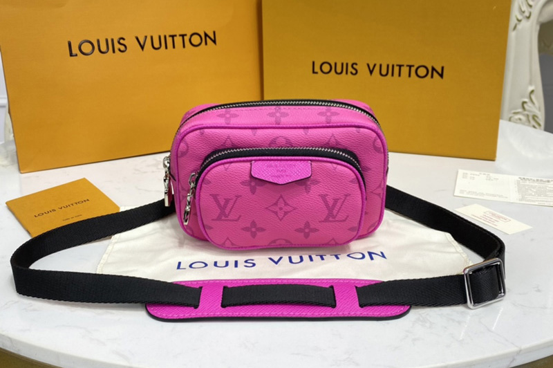 Louis Vuitton M30781 LV Outdoor Pouch in Rose signature canvas and Taiga leather