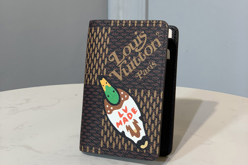 Louis Vuitton N60391 LV Pocket Organizer Wallet in Giant Damier Ebene coated canvas