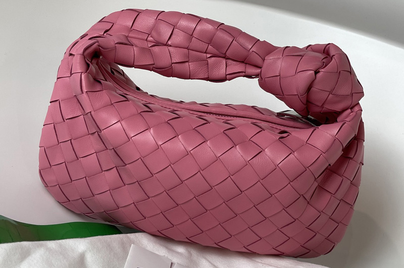 Bottega Veneta 609409 Mini Jodie Rounded hobo bag in Pink Intrecciato leather