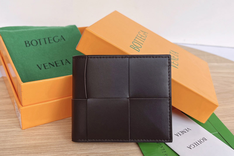 Bottega Veneta 649603 Bi-Fold Wallet in Fondant Intreccio leather