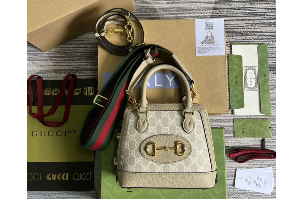 Gucci 677212 Gucci Horsebit 1955 GG mini bag in Beige and white GG Supreme canvas