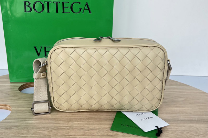 Bottega Veneta 710048 Classic Intrecciato leather cross-body bag in Beige Intrecciato leather