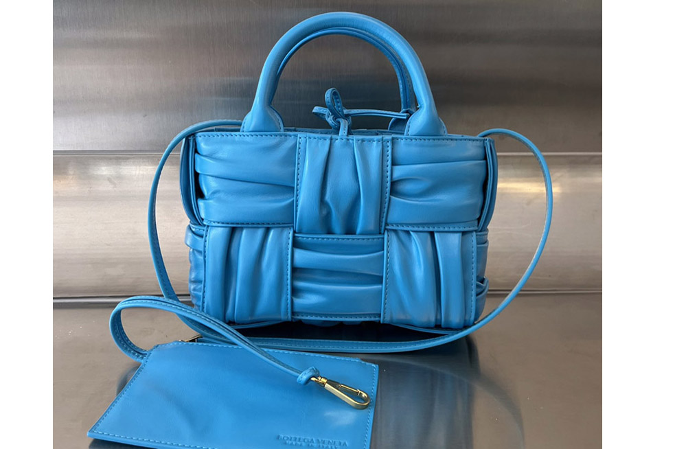 Bottega Veneta 729029 Candy Arco Tote Bag in Blue foulard intreccio leather