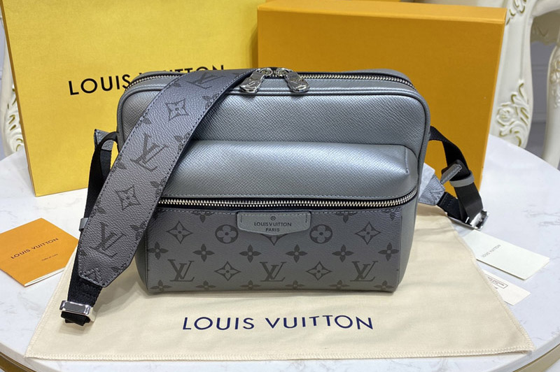 Louis Vuitton M30830 LV Outdoor Messenger bag in Gray Monogram coated canvas and Taiga leather