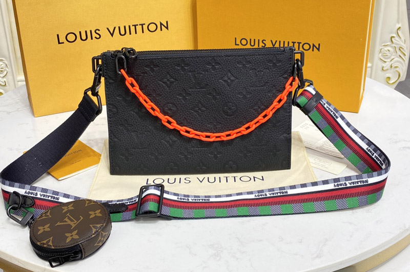 Louis Vuitton M59681 LV Trio Pouch bag in black Taurillon Monogram leather