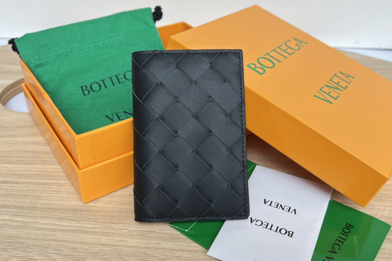 Bottega Veneta 592619 Flap Card Case in Black Intrecciato leather