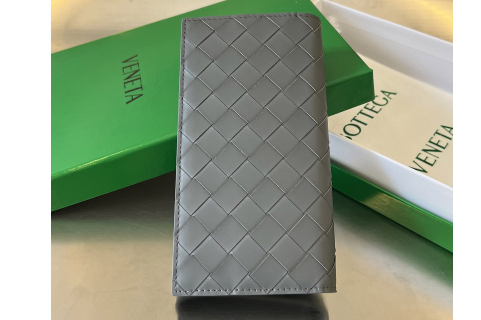 Bottega Veneta 676593 Long Intrecciato Wallet in Grey Leather