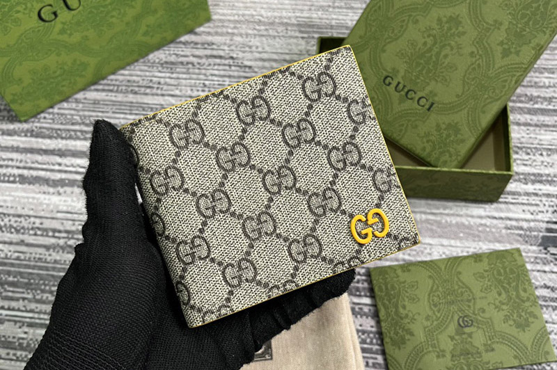 Gucci 768244 bifold wallet with GG detail in Beige and ebony GG Supreme canvas With Yellow
