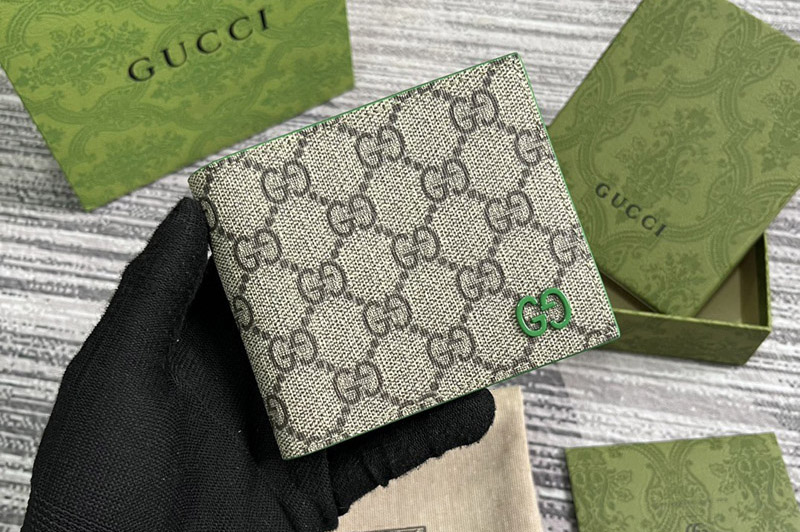Gucci 768244 bifold wallet with GG detail in Beige and ebony GG Supreme canvas With Green