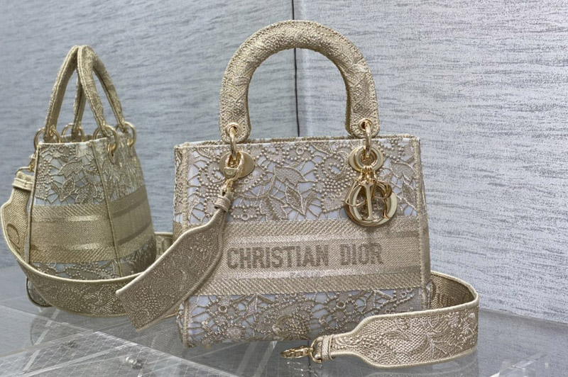 Dior M0565 Christian Dior Medium Lady D-Lite bag in Beige Cannage Raffia