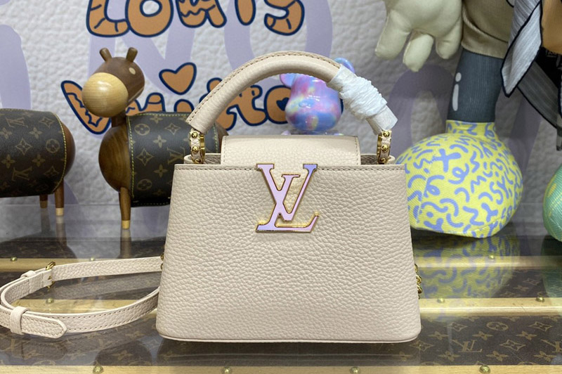 Louis Vuitton M23082 LV Capucines Mini handbag in Quartz White Taurillon leather