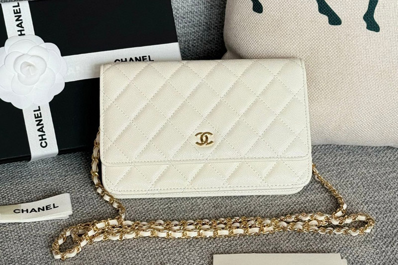 CC WOC Wallet on Chain Bag in White Grained Calfskin With Gold