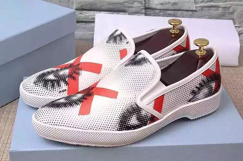 2016 Prada Mens Loafer And Shoes White