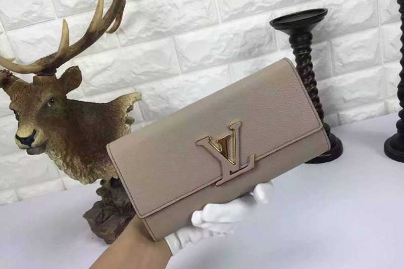 Louis Vuitton Capucines Wallet M61249 Apricot